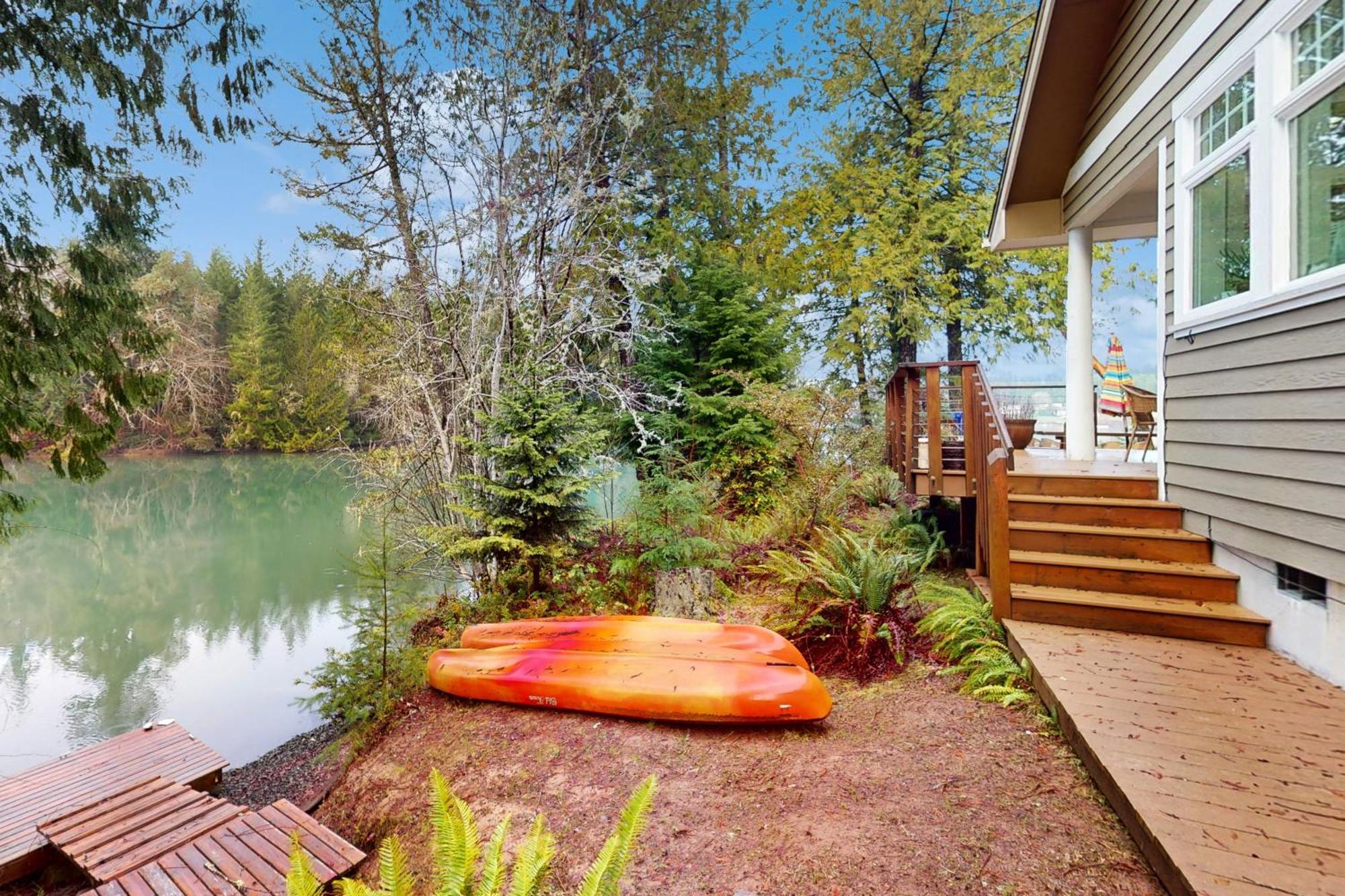 Two Herons Cottage Shelton Exterior photo